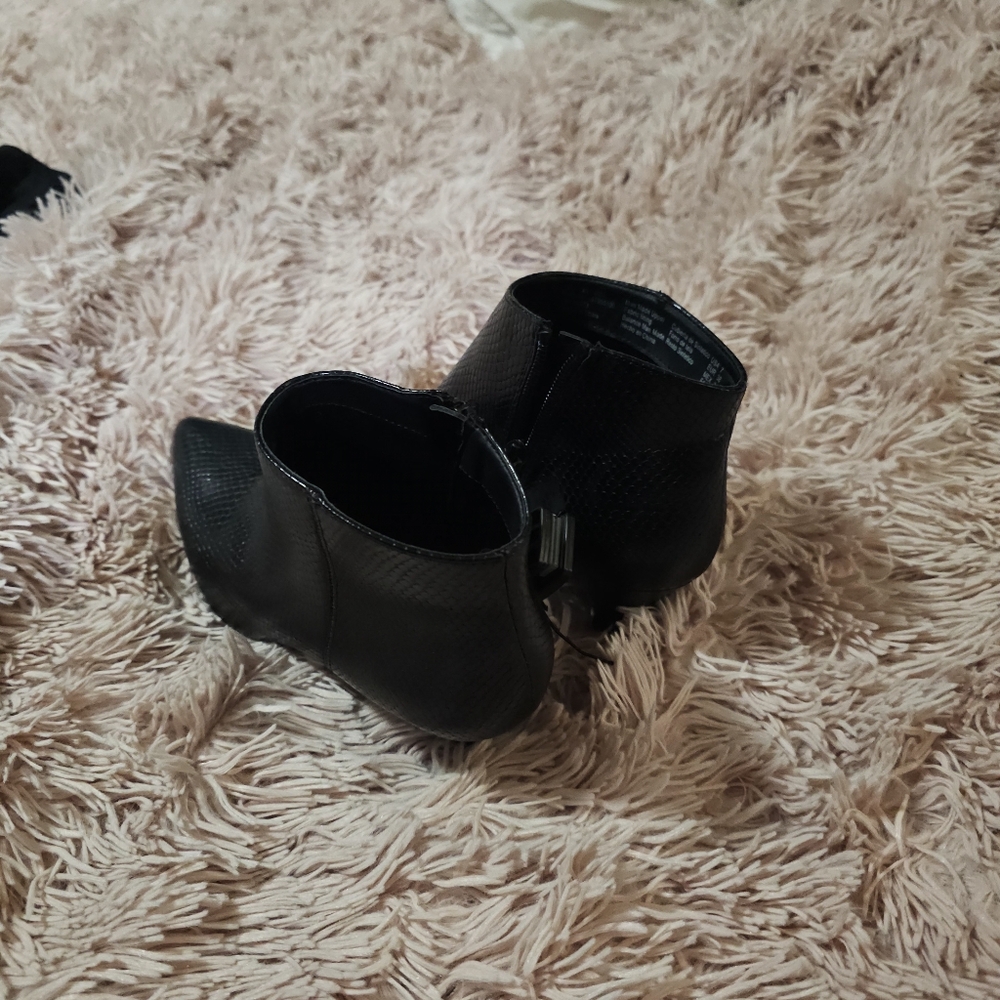 Black Textured Ankle Boots - Picture 2 of 5